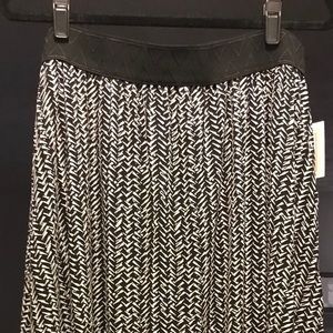 NWT LulaRoe "Lucy" maxi skirt